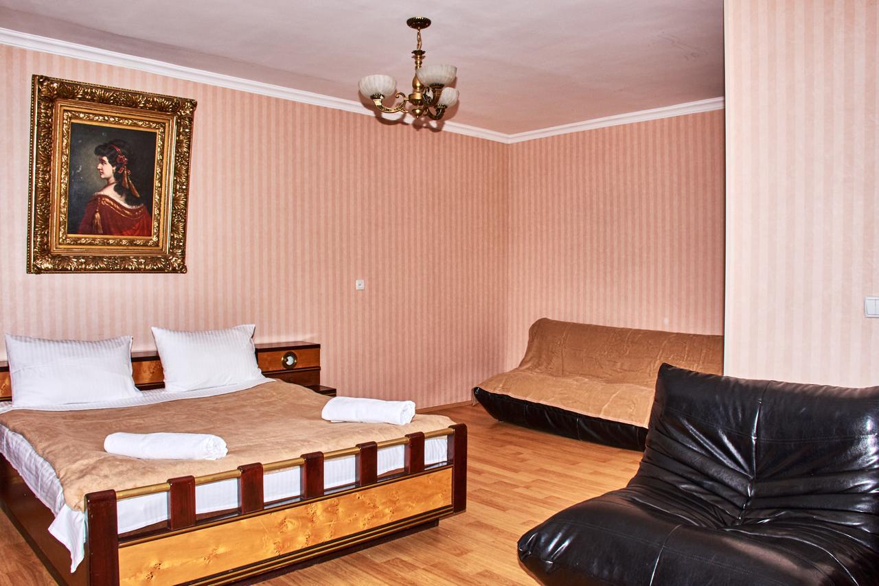 Hotel Georgia Gori Eksteriør billede