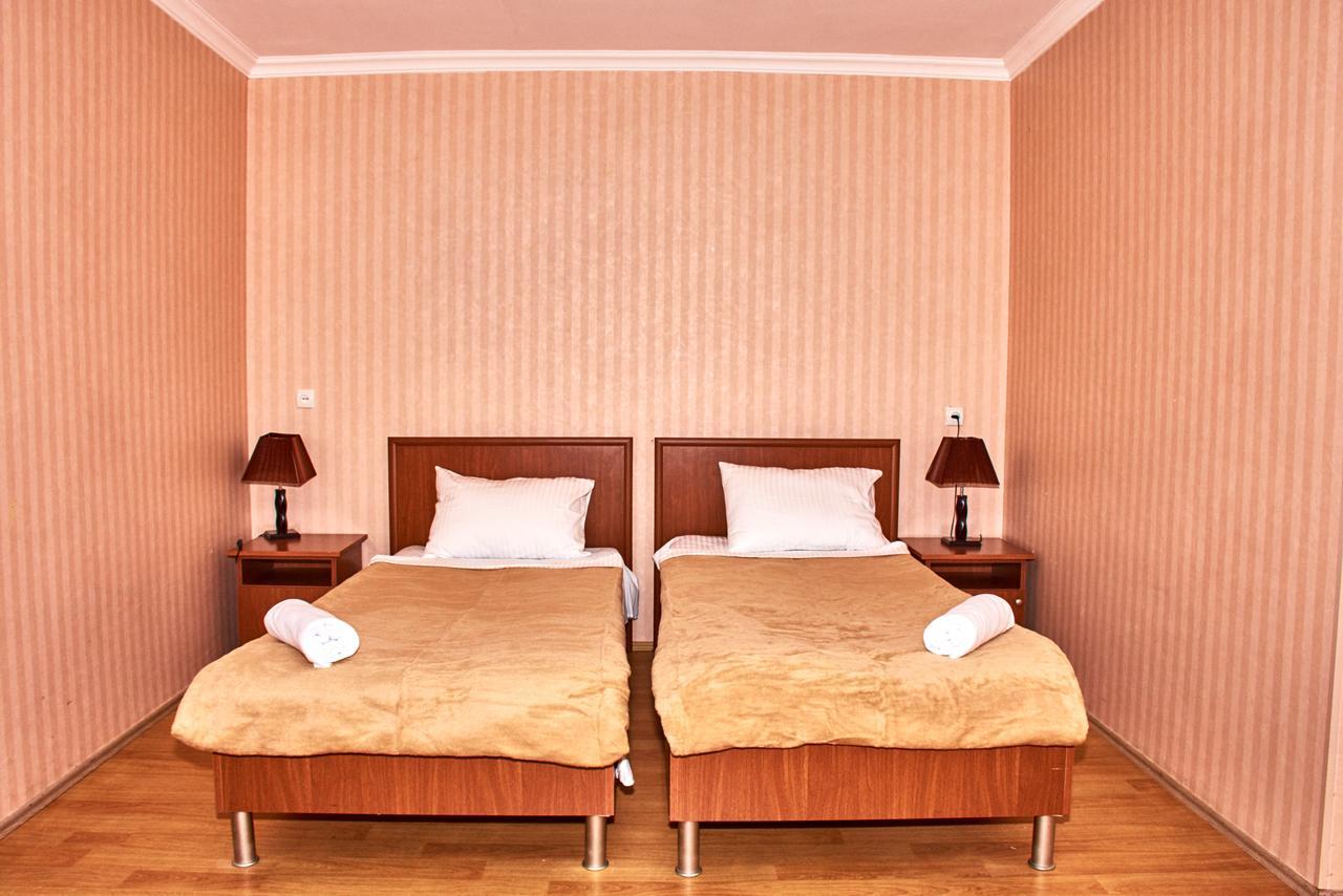 Hotel Georgia Gori Eksteriør billede