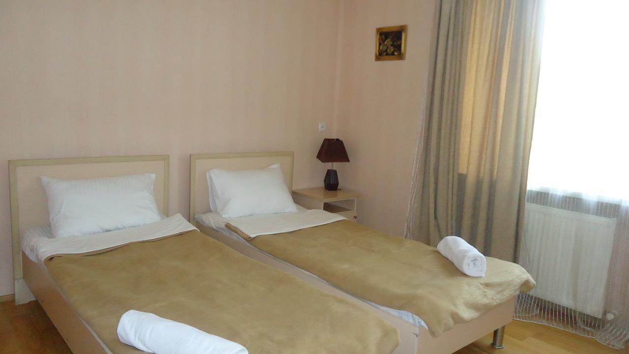 Hotel Georgia Gori Eksteriør billede